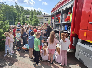 Spotkanie klas 1-3 ze strażakami.