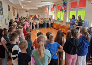 Apel na holu klas 1-3 - podsumowanie konkursu.