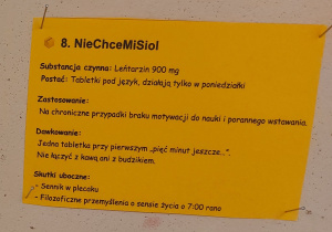Żartobliwy przykład "leków szkolnych".