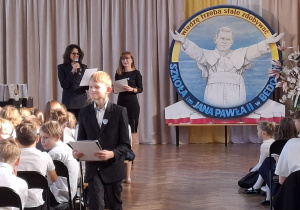 Wręczanie nagród i dyplomów.