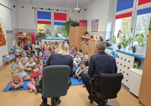 Spotkanie z przedstawicielami policji, pogadanka.