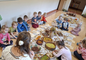 Warsztaty ziołowe z "Panią Monią od ziół".
