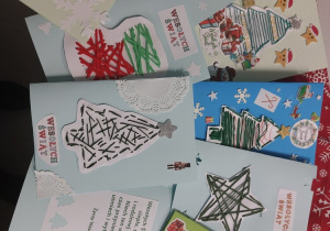 Kartki świąteczne wykonane przez uczniów klasy 7.