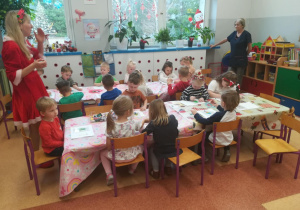 Zabawy świąteczne z animatorami z SENOPLAST