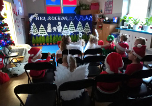 "W przedszkolu przed świętami".