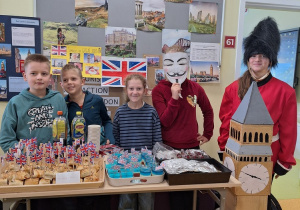 Uczniowie klasy 4b podczas Europejskiego Dnia Języków