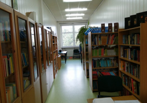 Biblioteka, w której nasi uczniowie wypożyczają lektury oraz inne interesujące książki.